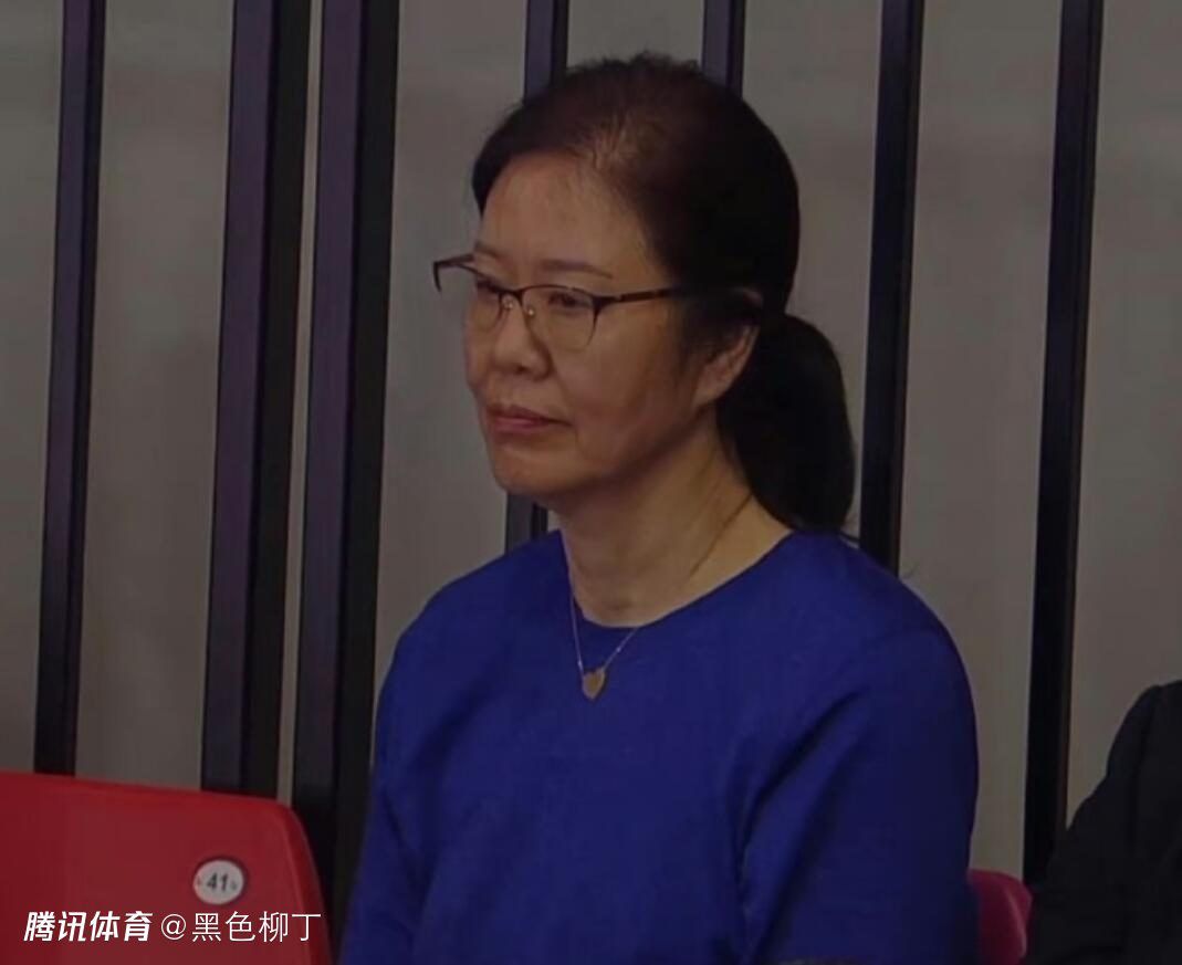 主人调教巨奴性奶牛少妇小说
