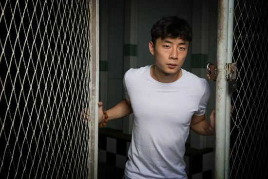年轻的朋友电影在线播放